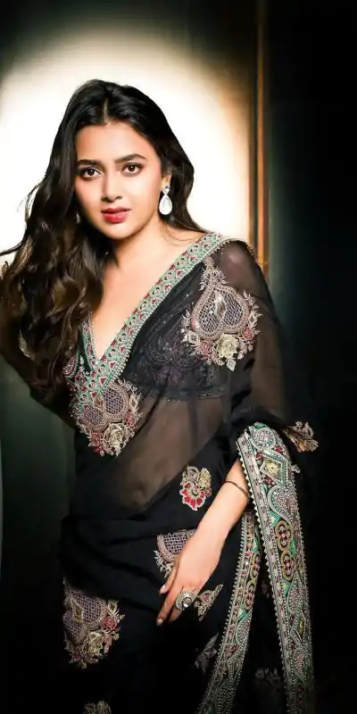 LG 1858 Black Color Georgette Embroidered Sequence Saree  Party, Wedding, Festive, Events Etc., Expected Delivery 4-6 Working Days@2049/- Only | Bollywood Sarees, Creative Sarees, Designer Sarees, Embroidered Sarees, Ethnic Saree, Party Wear Sarees, Sarees