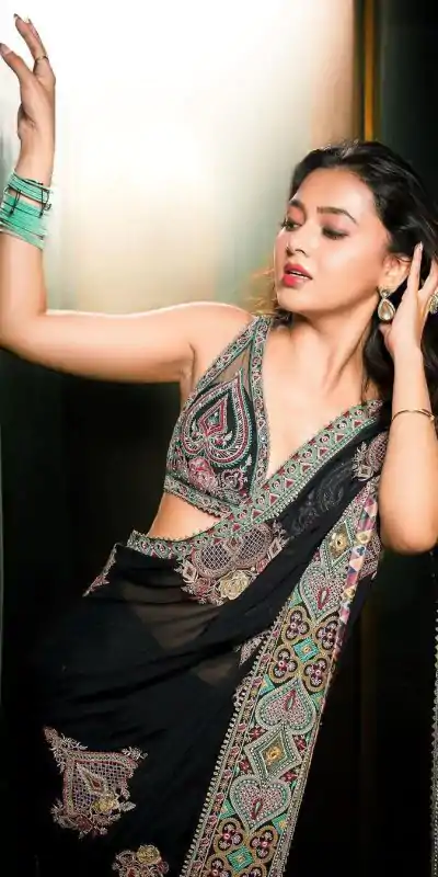 LG 1858 Black Color Georgette Embroidered Sequence Saree  Party, Wedding, Festive, Events Etc., Expected Delivery 4-6 Working Days@2049/- Only | Bollywood Sarees, Creative Sarees, Designer Sarees, Embroidered Sarees, Ethnic Saree, Party Wear Sarees, Sarees