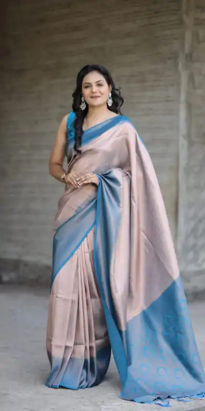 GK Kubera Grey Color Soft Silk Beautiful Rich Pallu All Over Saree Events Casual Wedding Festive . Expected Delivery  4-6 Working Days @1999/- | Bollywood Sarees, Creative Sarees, Designer Sarees, Embroidered Sarees, Ethnic Saree, Modern Digital sarees, Party Wear Sarees, Sarees