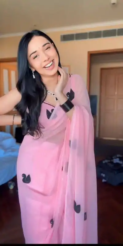 SC 290 Baby Pink Color Pure Soft Georgette Silk Design All Over Saree , Party Wear, Events, Festivals Expected Delivery 4-6 Working Days 1599/- | Bollywood Sarees, Creative Sarees, Designer Sarees, Embroidered Sarees, Ethnic Saree, Modern Digital sarees, Party Wear Sarees, Sarees