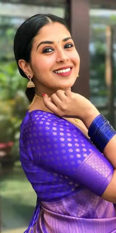 KP 4009 Violet Color Soft Lichi Silk Jacquard On All Over Saree Casual, Party Wear, Wedding, Events Etc. Expected Delivery 4-6 Working Days @1299/- | Bollywood Sarees, Creative Sarees, Designer Sarees, Embroidered Sarees, Ethnic Saree, Modern Digital sarees, Party Wear Sarees, Sarees