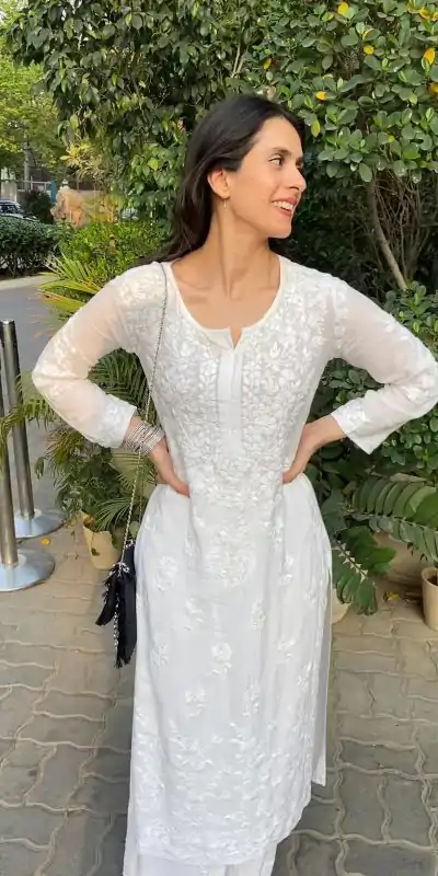 BE 190 White Color Maslin Thread Embroidery Salwar Suit Wedding, Party, Festive events, etc. Expected Delivery 4-6 Working Days @1899/- | Casual Suits, Creative suits, Designer Suits, Palazzo Suits, Party Wear Suits, Patiala Suits, Salwar suit, Straight Suits