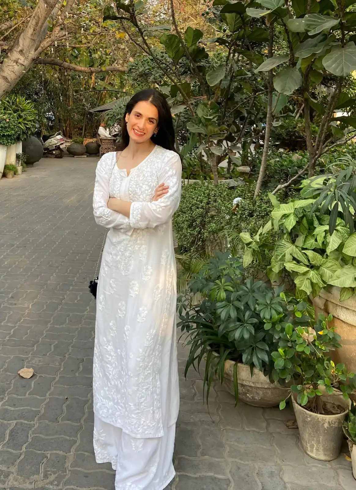 BE 190 White  Color Maslin Thread Embroidery Salwar Suit Wedding, Party, Festive events, etc.  Expected Delivery  4-6 Working Days @1899/- | Casual Suits, Creative suits, Designer Suits, Palazzo Suits, Party Wear Suits, Patiala Suits, Salwar suit, Straight Suits