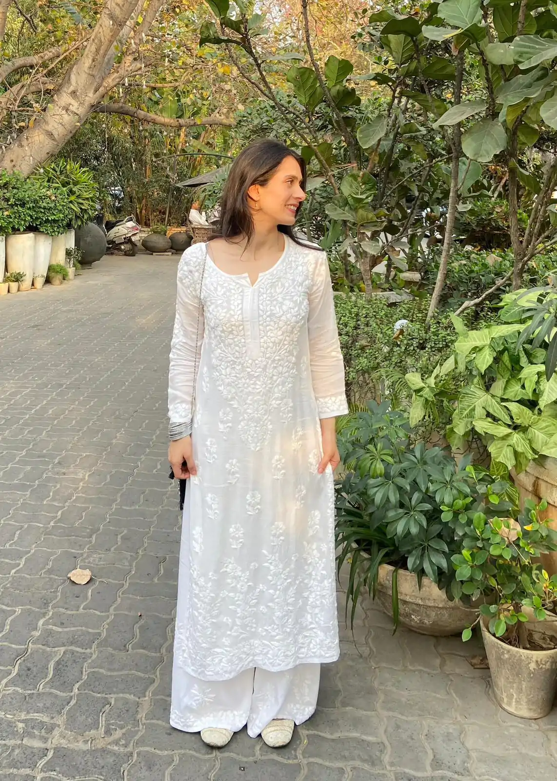 BE 190 White  Color Maslin Thread Embroidery Salwar Suit Wedding, Party, Festive events, etc.  Expected Delivery  4-6 Working Days @1899/- | Casual Suits, Creative suits, Designer Suits, Palazzo Suits, Party Wear Suits, Patiala Suits, Salwar suit, Straight Suits