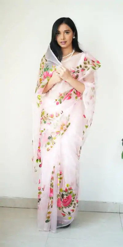 SC 284 White Color Soft Organza Digital Printed Saree , Party Wear, Events, Festivals Expected Delivery 4-6 Working Days 1599/- | Bollywood Sarees, Creative Sarees, Designer Sarees, Embroidered Sarees, Ethnic Saree, Modern Digital sarees, Party Wear Sarees, Sarees