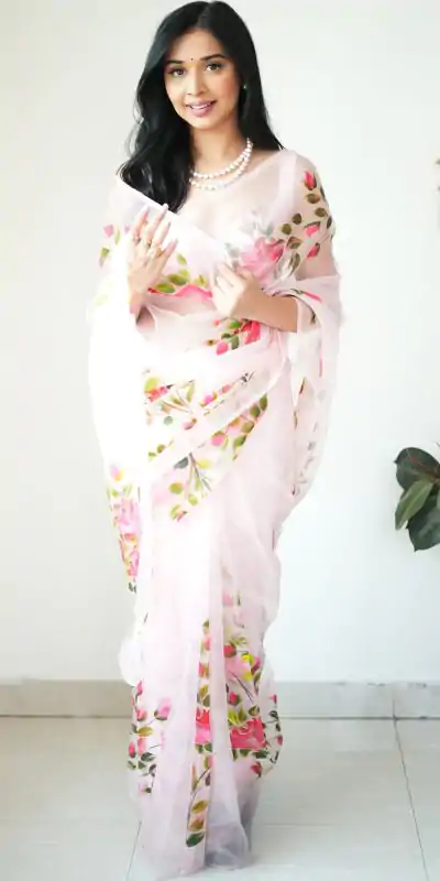 SC 284 White Color Soft Organza Digital Printed Saree , Party Wear, Events, Festivals Expected Delivery 4-6 Working Days 1599/- | Bollywood Sarees, Creative Sarees, Designer Sarees, Embroidered Sarees, Ethnic Saree, Modern Digital sarees, Party Wear Sarees, Sarees