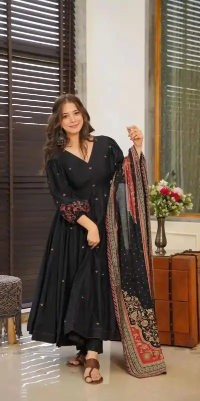 SRK 5171 Black Color Pure Chinnon Silk Embroidery Sequence Salwar Suit Wedding, Party, Festive, Events Expected Delivery 4-6 Working Days @ 1999/- | Jump Suits, Casual Suits, Creative suits, Designer Suits, Palazzo Suits, Party Wear Suits, Patiala Suits, Salwar suit, Straight Suits