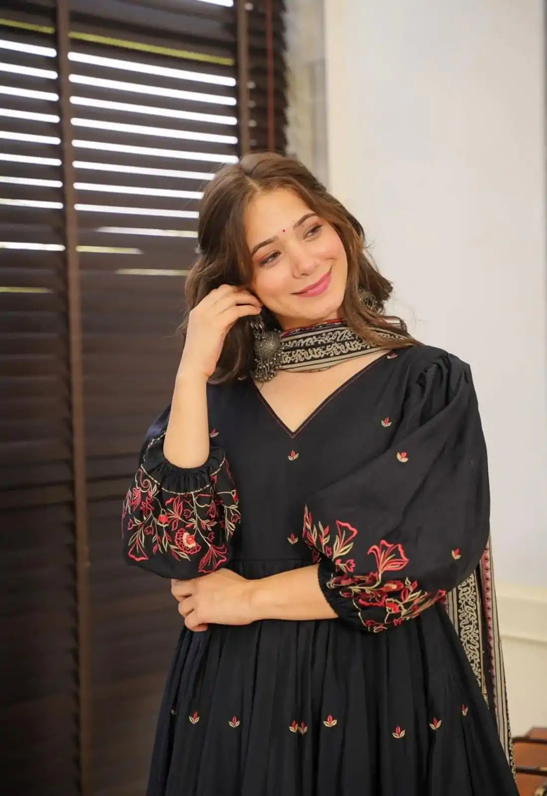 SRK 5171 Black Color Pure Chinnon Silk Embroidery Sequence Salwar Suit Wedding, Party, Festive, Events Expected Delivery 4-6 Working Days @ 1999/- | Jump Suits, Casual Suits, Creative suits, Designer Suits, Palazzo Suits, Party Wear Suits, Patiala Suits, Salwar suit, Straight Suits