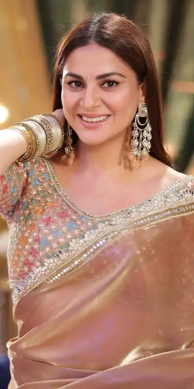ST 473 Dusty Color Jimmy Choo Embroidery Sequins Saree Casual, Wedding, Party, Festive, Events Etc. Expected Delivery 4-6 Working Days @2449/- | Bollywood Sarees, Creative Sarees, Designer Sarees, Embroidered Sarees, Ethnic Saree, Modern Digital sarees, Party Wear Sarees, Sarees