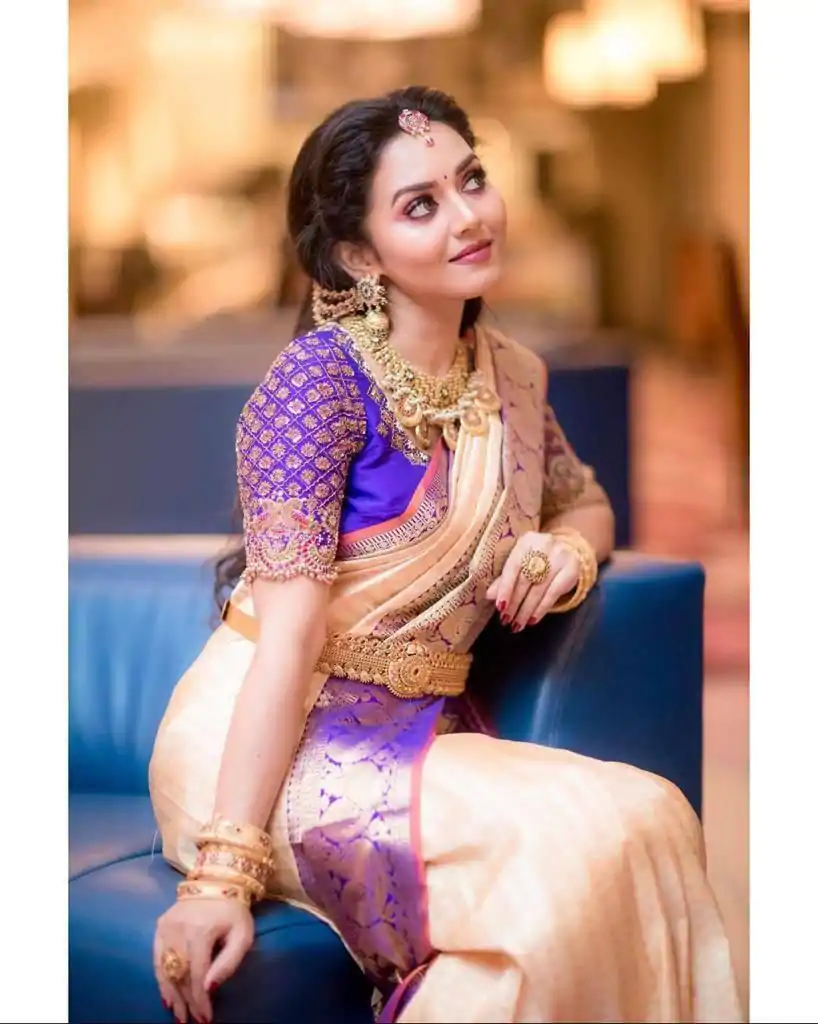 KP 3091 Golden Color Soft Lichi Silk Jacquard On All Over Saree Casual, Party Wear, Wedding, Events Etc. Expected Delivery 4-6 Working Days @1499/- | Bollywood Sarees, Creative Sarees, Designer Sarees, Embroidered Sarees, Ethnic Saree, Modern Digital sarees, Party Wear Sarees, Sarees