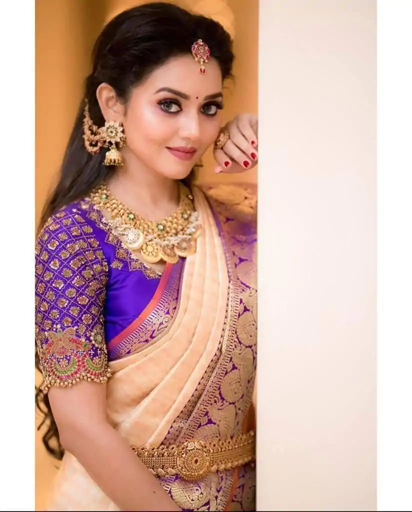 KP 3091 Golden Color Soft Lichi Silk Jacquard On All Over Saree Casual, Party Wear, Wedding, Events Etc. Expected Delivery 4-6 Working Days @1499/- | Bollywood Sarees, Creative Sarees, Designer Sarees, Embroidered Sarees, Ethnic Saree, Modern Digital sarees, Party Wear Sarees, Sarees