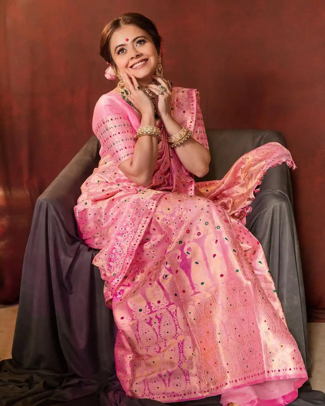 KP 3070 Pink Color Soft Lichi Silk Jacquard On All Over Saree Casual, Party Wear, Wedding, Events Etc. Expected Delivery 4-6 Working Days @1449/- | Bollywood Sarees, Creative Sarees, Designer Sarees, Embroidered Sarees, Ethnic Saree, Modern Digital sarees, Party Wear Sarees, Sarees