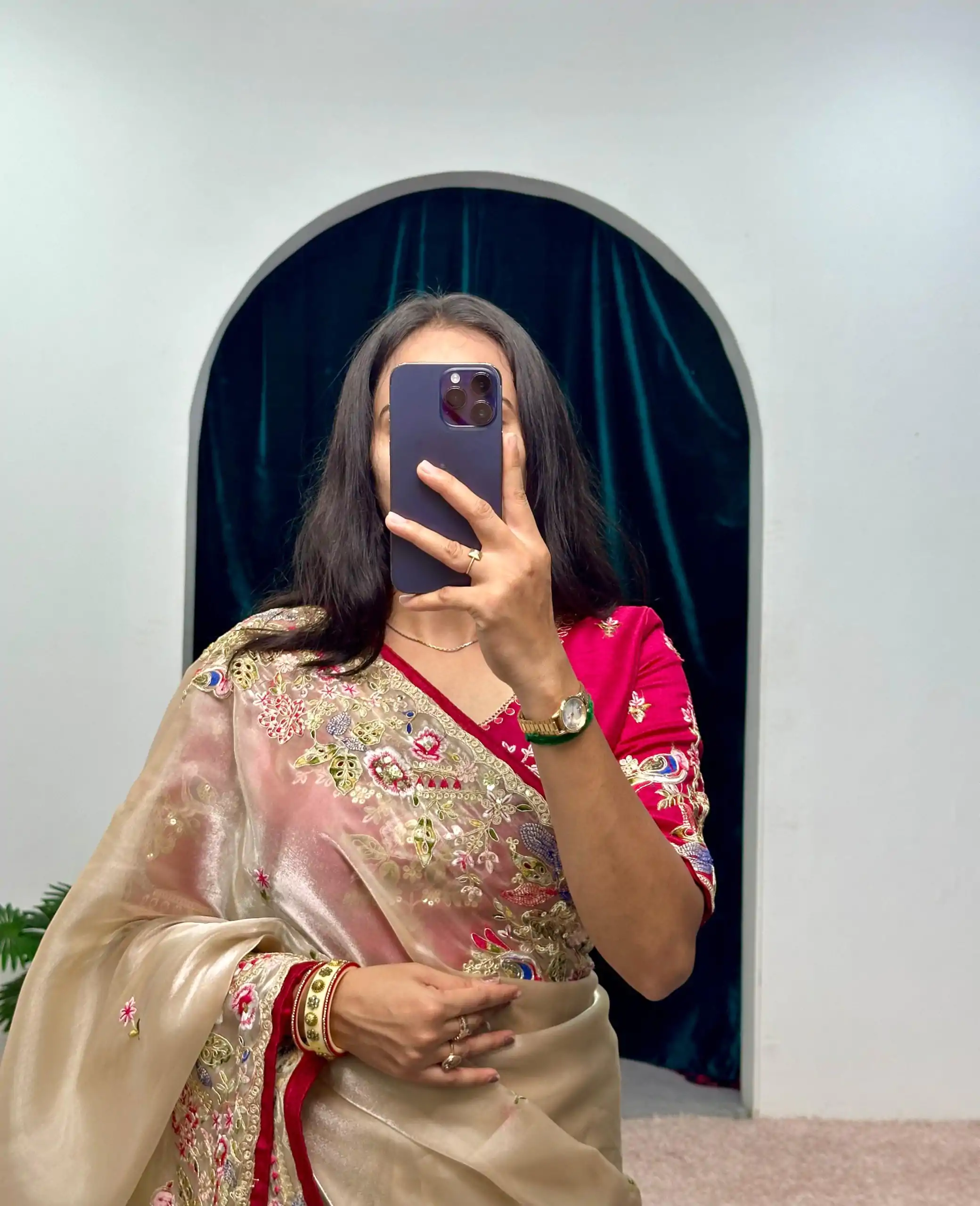 ST 474 Golden Color Jimmy Choo Embroidery Sequins Saree Casual, Wedding, Party, Festive, Events Etc. Expected Delivery 4-6 Working Days @2449/- | Bollywood Sarees, Creative Sarees, Designer Sarees, Embroidered Sarees, Ethnic Saree, Modern Digital sarees, Party Wear Sarees, Sarees
