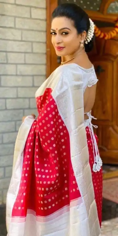 KP 4001 Pink Color Soft Lichi Silk Jacquard On All Over Saree Casual, Party Wear, Wedding, Events Etc. Expected Delivery 4-6 Working Days @1449/- | Bollywood Sarees, Creative Sarees, Designer Sarees, Embroidered Sarees, Ethnic Saree, Modern Digital sarees, Party Wear Sarees, Sarees
