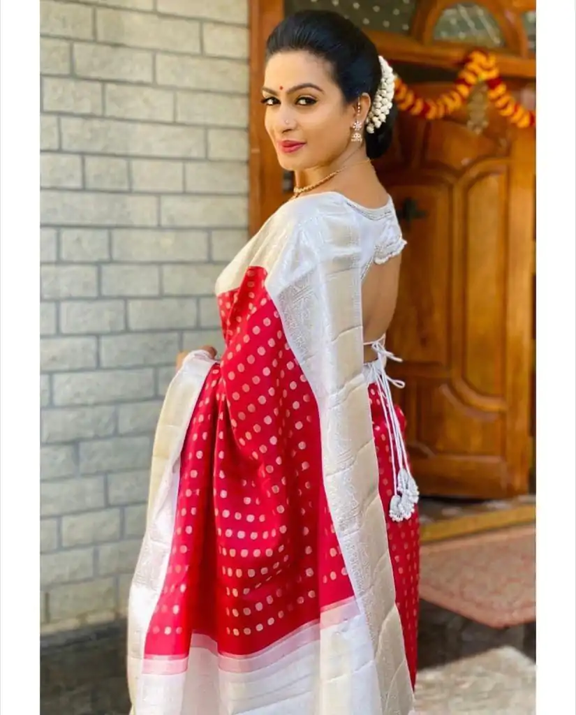 KP 4001 Pink Color Soft Lichi Silk Jacquard On All Over Saree Casual, Party Wear, Wedding, Events Etc. Expected Delivery 4-6 Working Days @1449/- | Bollywood Sarees, Creative Sarees, Designer Sarees, Embroidered Sarees, Ethnic Saree, Modern Digital sarees, Party Wear Sarees, Sarees