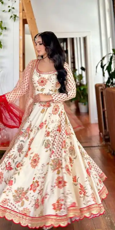 SR 1620 White color Georgette Embroidery Diamond Anarkali Suit Casual, Wedding, Party, Festive, Events . Expected Delivery 4-6 Working Days @2099/- | Anarkali Suits, Creative-Anarkali, Designer Anarkali, Embroidered Anarkali, Party Wear Anarkali
