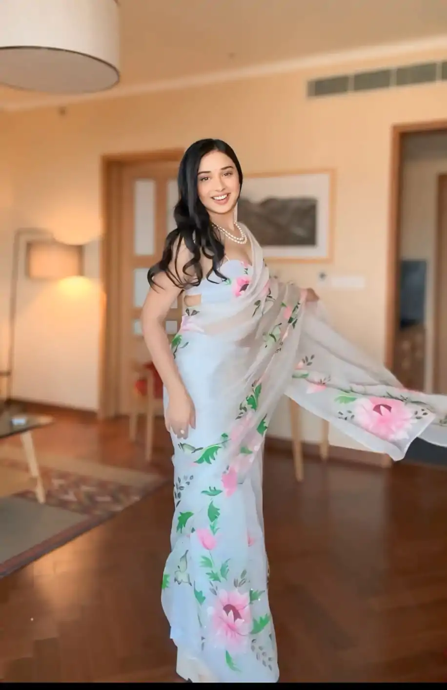  SC 280 White Color Pure Soft Georgette Silk Design All Over Saree , Party Wear, Events, Festivals Expected Delivery 4-6 Working Days 1599/- | Bollywood Sarees, Creative Sarees, Designer Sarees, Embroidered Sarees, Ethnic Saree, Modern Digital sarees, Party Wear Sarees, Sarees