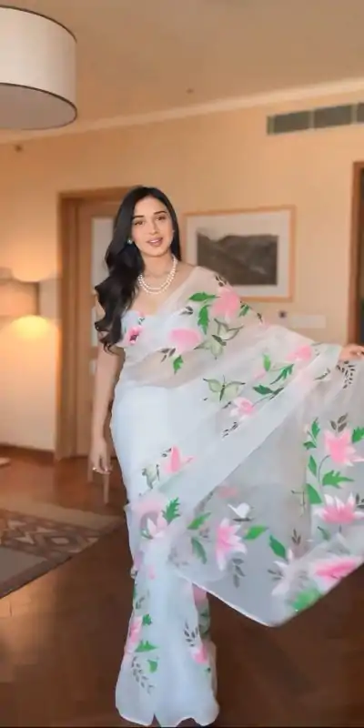SC 280 White Color Pure Soft Georgette Silk Design All Over Saree , Party Wear, Events, Festivals Expected Delivery 4-6 Working Days 1599/- | Bollywood Sarees, Creative Sarees, Designer Sarees, Embroidered Sarees, Ethnic Saree, Modern Digital sarees, Party Wear Sarees, Sarees