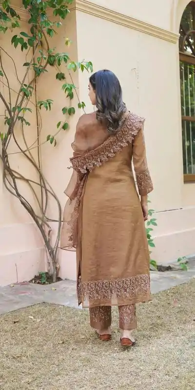 SSR 472 Chicco Color Chandhery Silk Embroidery Salwar Suit Wedding, Party, Festive, Events Expected Delivery 4-6 Working Days @ 1949/- Only | Casual Suits, Creative suits, Designer Suits, Party Wear Suits, Salwar suit, Straight Suits