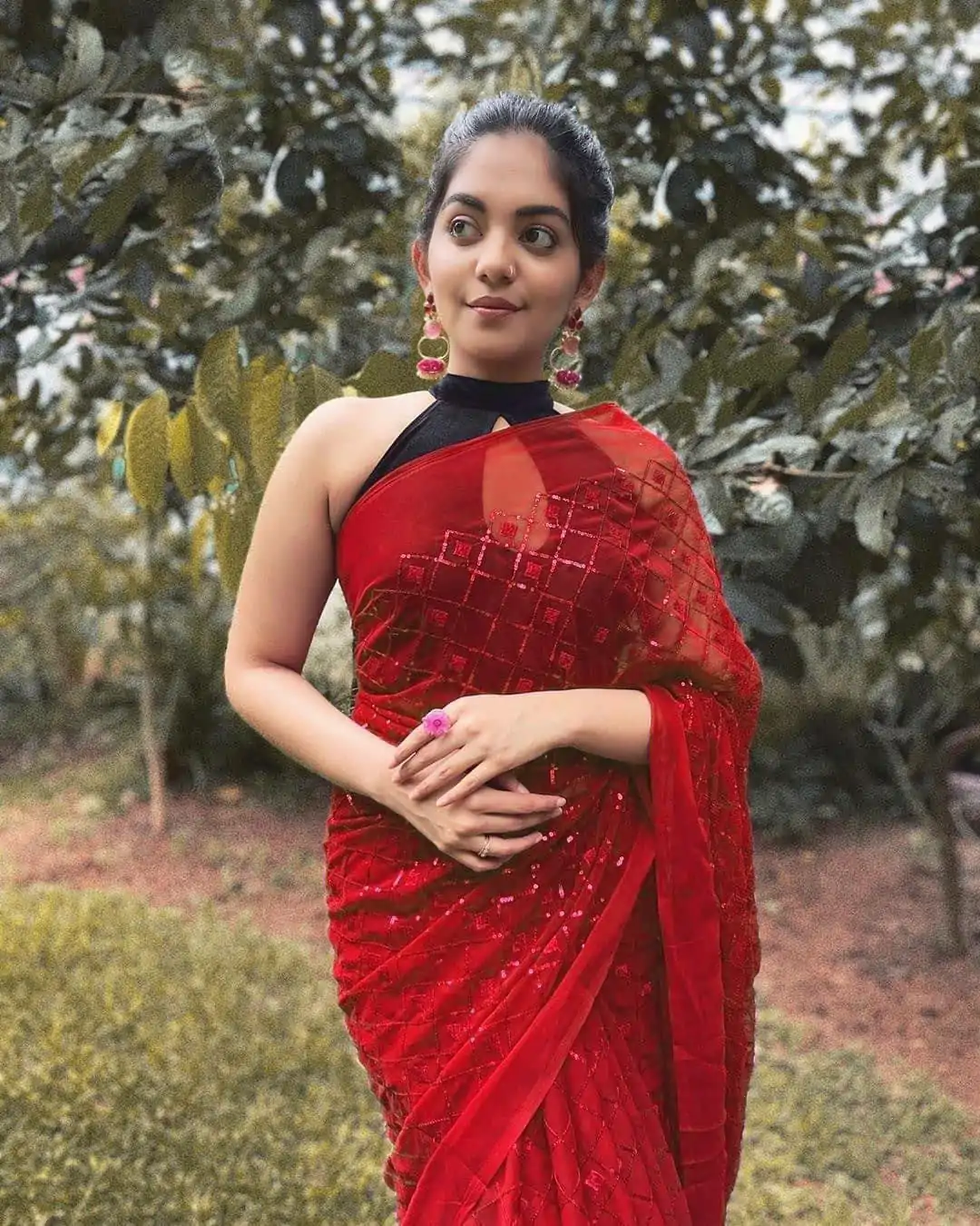 KT 201 Red Color Georgette Fancy Sequence Work Saree Casual, Party Wear, Wedding   Expected Delivery 4-6 Working Days@1649/- | Bollywood Sarees, Creative Sarees, Designer Sarees, Embroidered Sarees, Party Wear Sarees, Sarees