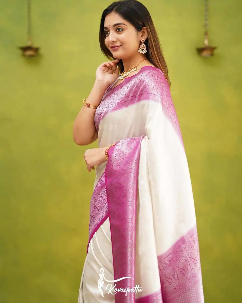 KP 5057 White Color Soft Lichi Silk Jacquard On All Over Saree Casual, Party Wear, Wedding, Events Etc. Expected Delivery 4-6 Working Days @1499/- | Bollywood Sarees, Creative Sarees, Designer Sarees, Embroidered Sarees, Ethnic Saree, Modern Digital sarees, Party Wear Sarees, Sarees