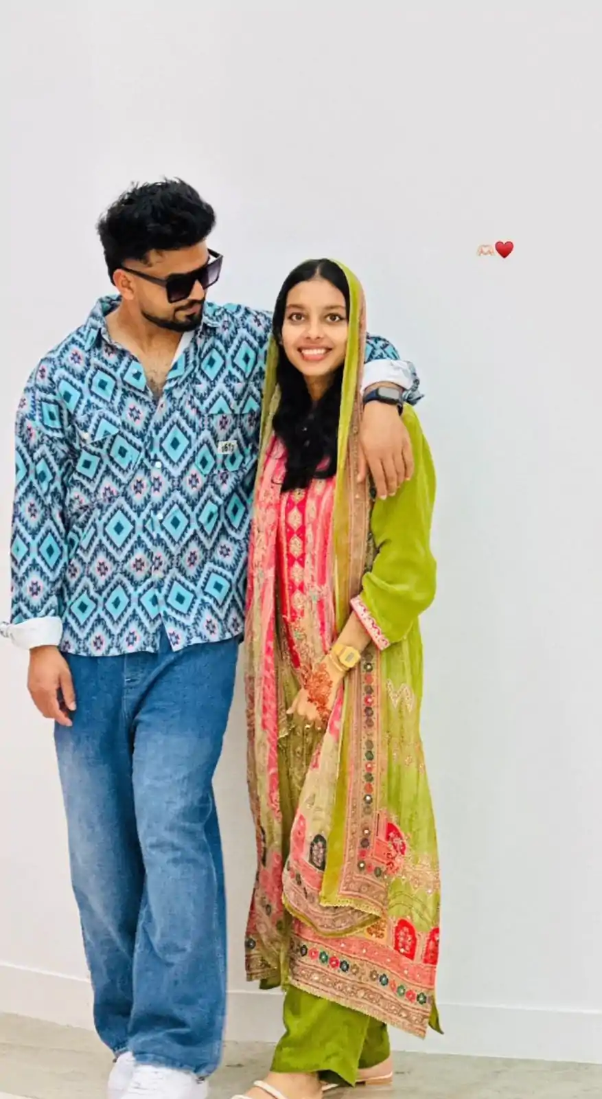 LG 1857 Green color Maslin Printed And Coin Work Salwar Suit Casual, Wedding, Party, Festive, Events . Expected Delivery 4-6 Working Days @1899/- | Casual Suits, Creative suits, Designer Suits, Palazzo Suits, Party Wear Suits, Patiala Suits, Salwar suit, Straight Suits