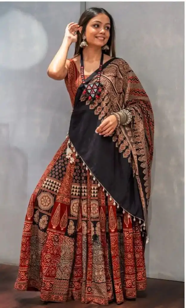 LG 584 Maroon Color Rayon Printed Silk Work Lehenga Choli Festive Party Wedding, Events etc. Delivery 4-6 Working Days @1849/- | Creative Lehenga, Designer Lehenga, Embroidered Lehenga, Lehenga, Party Wear Lehenga
