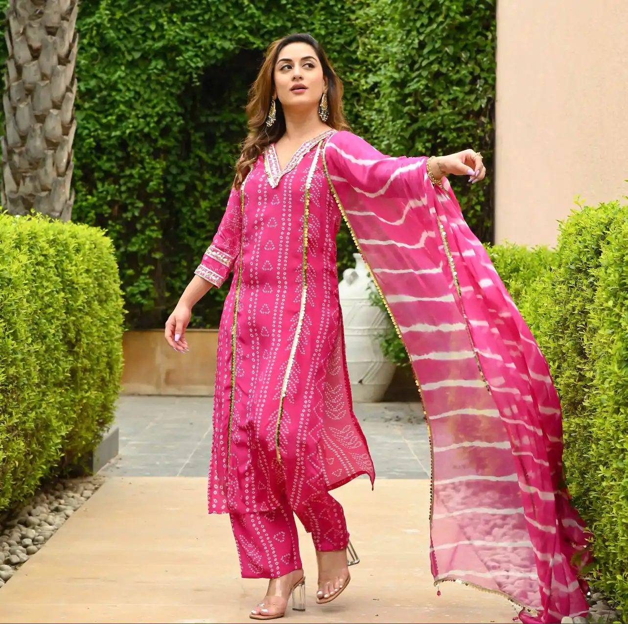 SRK 5061 Pink Color Georgette Digital Printed Embroidery Salwar Suit Casual, Wedding, Party, Festive, Events . Expected Delivery  4-6 Working Days @1899/- | Casual Suits, Creative suits, Designer Suits, Palazzo Suits, Party Wear Suits, Patiala Suits, Salwar suit, Straight Suits