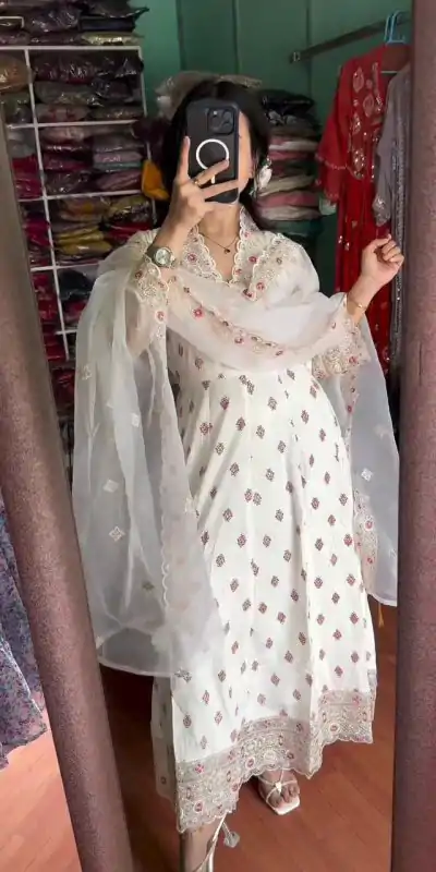 AD 167 White Color Pure Maska Silk Embroidery Sequence Gown Casual, Wedding, Party, Festive, Events Etc. Expected Delivery 4-6 Working Days @2449/- | Bollywood Gowns, Creative Gowns, Designer Gowns, Gowns, Party Wear Gowns