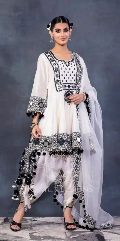 LG 1717 White Color Rajwadi Silk Embroidery Real Mirror Salwar Suit Casual, Wedding, Party, Festive, Events . Expected Delivery 4-6 Working Days @2299/- | Casual Suits, Creative suits, Designer Suits, Palazzo Suits, Party Wear Suits, Patiala Suits, Salwar suit, Straight Suits