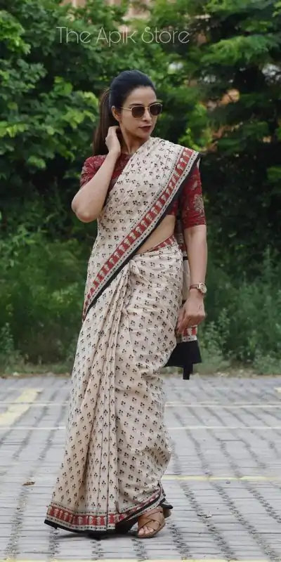NT 568 White Color Plain Linen Digital Printed All Over Saree Events Casual Wedding Festive . Expected Delivery 4-6 Working Days @1449/- | Bollywood Sarees, Creative Sarees, Designer Sarees, Embroidered Sarees, Ethnic Saree, Modern Digital sarees, Party Wear Sarees, Sarees