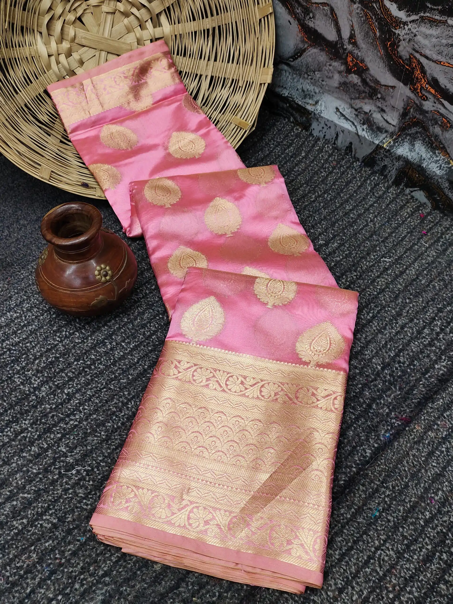 MB 3246 Baby Pink Color Organza Silk Beautiful Gold Zari Saree Casual, Wedding, Party, Festival, Events, Etc. Expected Delivery 4-6 Working Days @1599/- | Bollywood Sarees, Creative Sarees, Designer Sarees, Embroidered Sarees, Ethnic Saree, Modern Digital sarees, Party Wear Sarees, Sarees