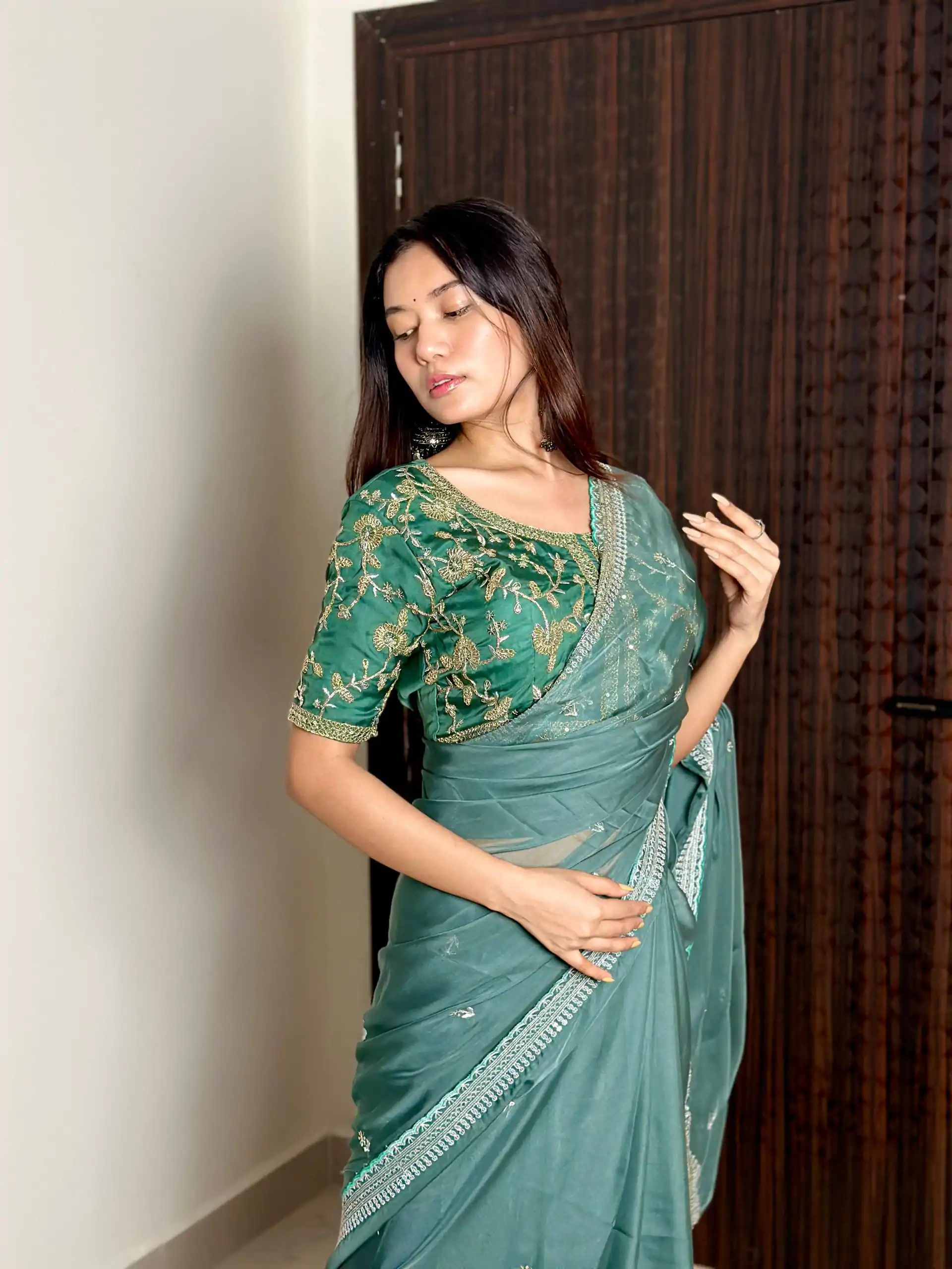 AC MAGIC CIRCLE Blue Color Pure Soft Organza Embroidery Zari Saree Casual, Wedding, Festive, Events Expected Delivery 4-6 Working Days @2099/- | Bollywood Sarees, Creative Sarees, Designer Sarees, Embroidered Sarees, Ethnic Saree, Modern Digital sarees, Party Wear Sarees, Sarees