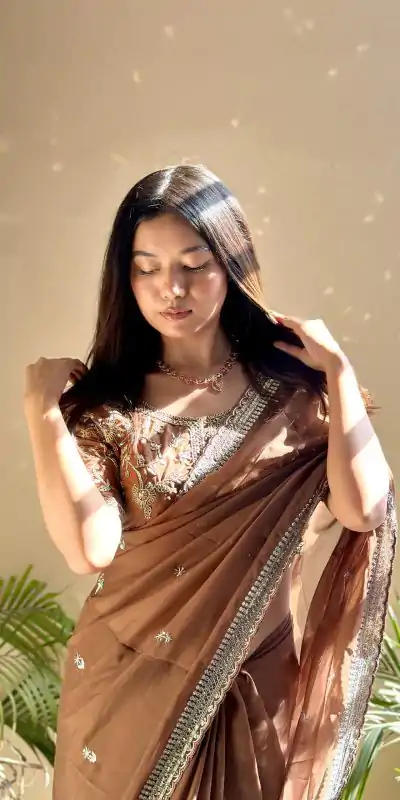AC MAGIC CIRCLE Brown Color Pure Soft Organza Embroidery Zari Saree Casual, Wedding, Festive, Events Expected Delivery 4-6 Working Days @2099/- | Bollywood Sarees, Creative Sarees, Designer Sarees, Embroidered Sarees, Ethnic Saree, Modern Digital sarees, Party Wear Sarees, Sarees