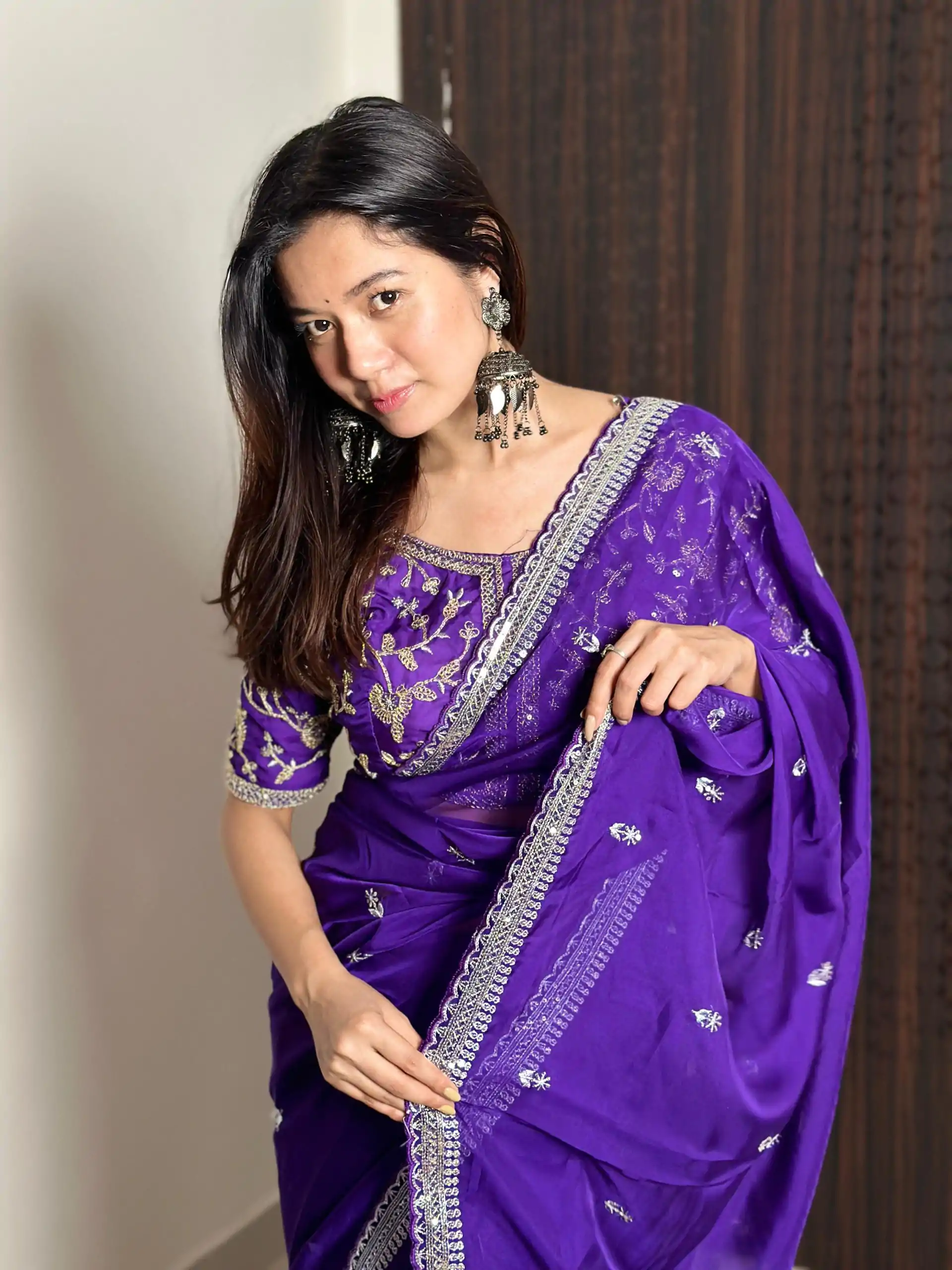 AC MAGIC CIRCLE Violet Color Pure Soft Organza Embroidery Zari Saree Casual, Wedding, Festive, Events Expected Delivery 4-6 Working Days @2099/- | Bollywood Sarees, Creative Sarees, Designer Sarees, Embroidered Sarees, Ethnic Saree, Modern Digital sarees, Party Wear Sarees, Sarees