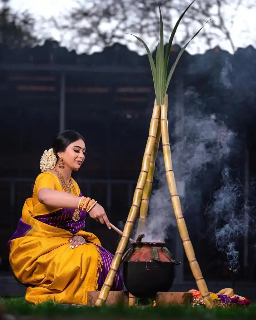 DDF POOJA Rebecca Purple Color Soft Lichi Silk Ordinary Design Rich Pallu Saree Casual, Party Wear, Events, Festivals Expected Delivery 4-6 Working @1499 | Bollywood Sarees, Creative Sarees, Designer Sarees, Embroidered Sarees, Ethnic Saree, Party Wear Sarees, Sarees