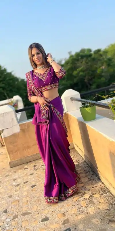 JR 576 Purple Color Rangoli Silk Embroidery Work Lace Saree Casual, Wedding, Festive, Events Expected Delivery 4-6 Working Days @1549/- | Bollywood Sarees, Creative Sarees, Designer Sarees, Embroidered Sarees, Ethnic Saree, Modern Digital sarees, Party Wear Sarees, Sarees