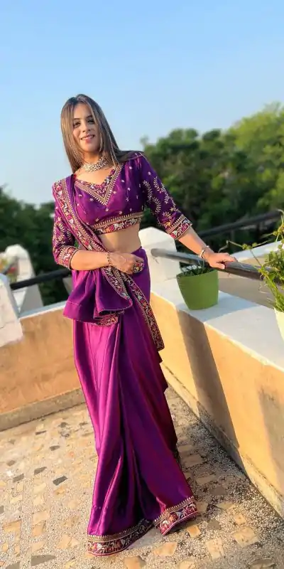 JR 576 Purple Color Rangoli Silk Embroidery Work Lace Saree Casual, Wedding, Festive, Events Expected Delivery 4-6 Working Days @1549/- | Bollywood Sarees, Creative Sarees, Designer Sarees, Embroidered Sarees, Ethnic Saree, Modern Digital sarees, Party Wear Sarees, Sarees