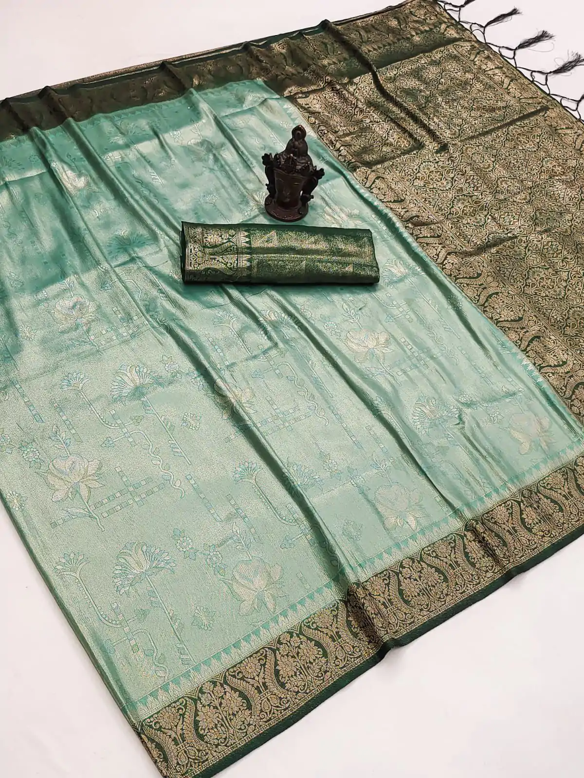 GK kanjivaram Green Color Soft Silk Beautiful Rich Pallu All Over Saree Events Casual Wedding Festive . Expected Delivery  4-6 Working Days @1999/- | Bollywood Sarees, Creative Sarees, Designer Sarees, Embroidered Sarees, Ethnic Saree, Party Wear Sarees, Sarees