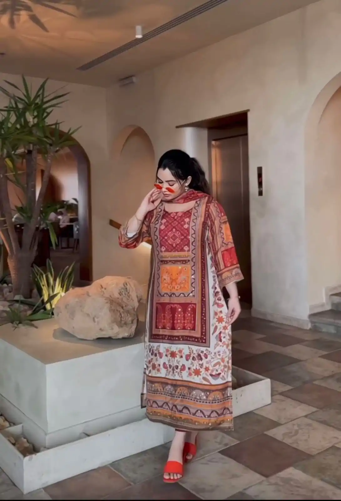 LG 1864 White color Maslin Printed Real Mirror Work Salwar Suit Casual, Wedding, Party, Festive, Events . Expected Delivery  4-6 Working Days @1799/- | Casual Suits, Creative suits, Designer Suits, Palazzo Suits, Party Wear Suits, Patiala Suits, Salwar suit, Straight Suits