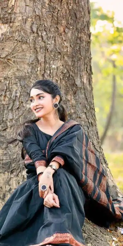 DDF COPPER Black Color Banarasi Soft Silk Ordinary Design Saree Casual, Party Wear, Events, Festivals Wear Etc. Expected Delivery 4-6 Working Days 1399/- | Bollywood Sarees, Creative Sarees, Designer Sarees, Embroidered Sarees, Ethnic Saree, Party Wear Sarees, Sarees