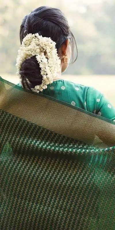 DDF PAYAL GreenColor Soft Lichi Silk Ordinary Design Rich Pallu Saree Casual, Party Wear, Events, Festivals Etc. Expected Delivery 4-6 Working Days 1349/ | Bollywood Sarees, Creative Sarees, Designer Sarees, Embroidered Sarees, Ethnic Saree, Modern Digital sarees, Party Wear Sarees, Sarees