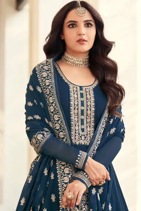FC AM 16061 Navy Blue Color Georgette Embroidery Salwar Suit Wedding, Party, Festive events, Expected Delivery  4-6 Working Days @2649 | Casual Suits, Creative suits, Designer Suits, Palazzo Suits, Party Wear Suits, Patiala Suits, Salwar suit, Straight Suits