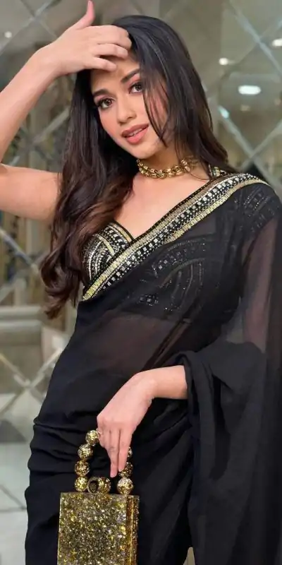 ST 468 Black Color Georgette Embroidery Lace Border Work Saree Casual, Wedding, Party, Festive, Events Etc. Expected Delivery 4-6 Working Days @1699/- | Bollywood Sarees, Creative Sarees, Designer Sarees, Embroidered Sarees, Ethnic Saree, Party Wear Sarees, Sarees
