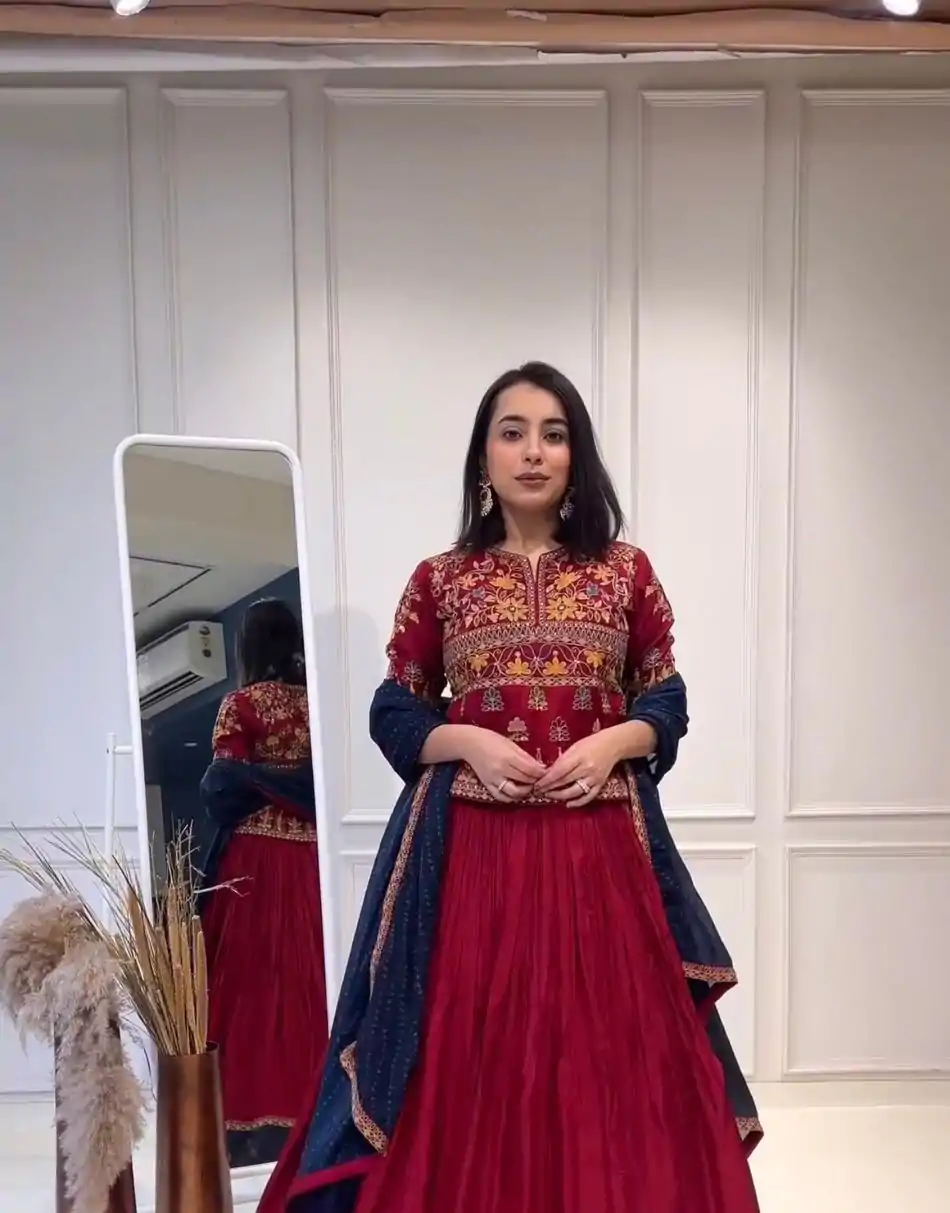 AD 169 Red Color Rayon Embroidery Sequence Lehenga Choli Wedding, Party, Events Etc. Expected Delivery 4-6 Working Days 3049/- | Creative Lehenga, Designer Lehenga, Embroidered Lehenga, Lehenga, Party Wear Lehenga