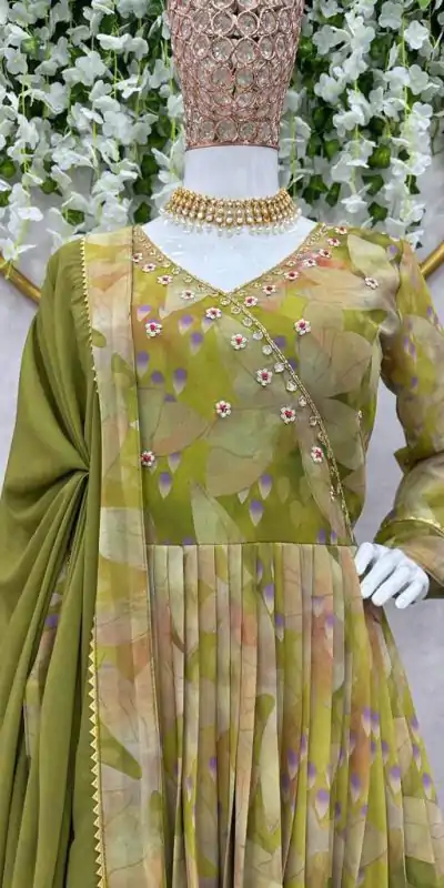 KD 1374 Green Color Georgette Silk Digital Printed Salwar Suit Casual, Party, Festive, Events Wedding Etc. Expected Delivery 4-6 Working Days @2049/- | Casual Suits, Creative suits, Designer Suits, Palazzo Suits, Party Wear Suits, Salwar suit, Straight Suits