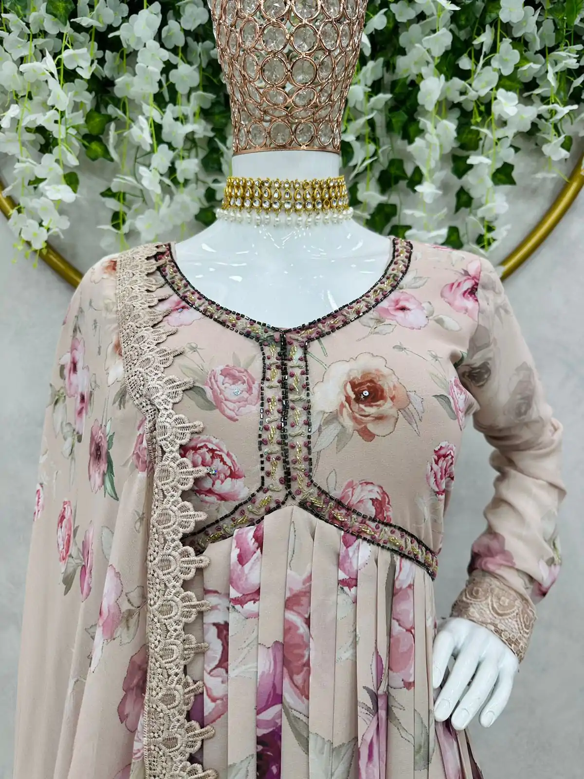 KD 1342 Light Grey Color Georgette Digital Printed Salwar Suit Casual, Party, Festive, Events Wedding Etc.  Expected Delivery 4-6 Working Days @2049/- | Casual Suits, Creative suits, Designer Suits, Palazzo Suits, Party Wear Suits, Salwar suit, Straight Suits