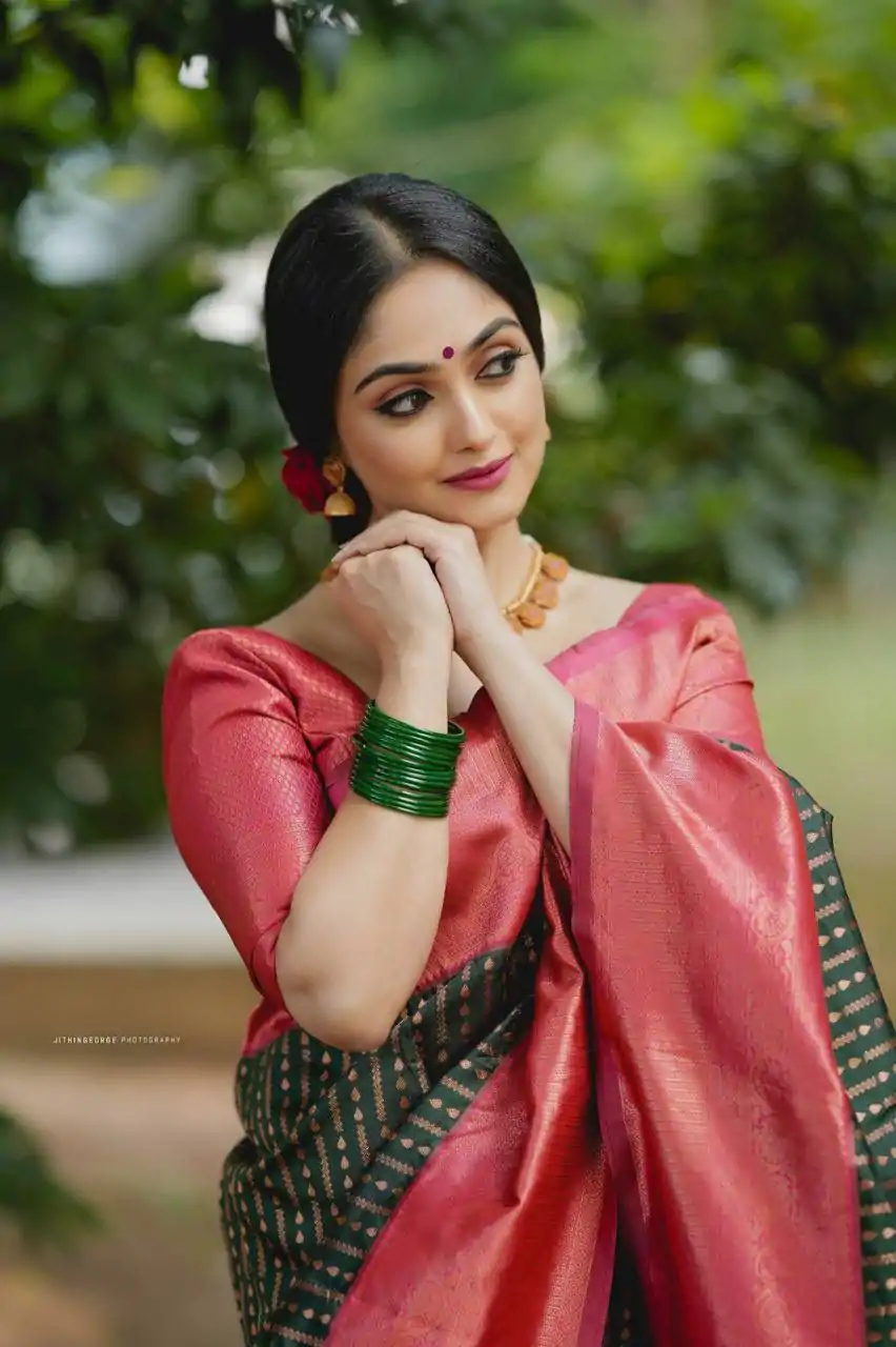 DDF Green Color Soft Lichi Silk Ordinary Design Rich Pallu Saree Casual, Party Wear, Events, Festivals Etc. Expected Delivery 4-6 Working Days 1349/ | Bollywood Sarees, Creative Sarees, Designer Sarees, Embroidered Sarees, Ethnic Saree, Modern Digital sarees, Party Wear Sarees, Sarees
