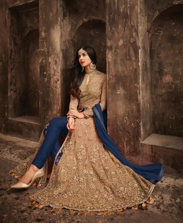 FC Maisha 5704 Golden & Blue Color Vaishnavi Net Embroidery Salwar Suit Wedding, Party, Festive events, Expected Delivery  4-6 Working Days @2199 | Casual Suits, Creative suits, Designer Suits, Palazzo Suits, Party Wear Suits, Patiala Suits, Salwar suit, Straight Suits