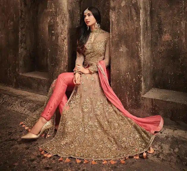 FC Maisha 5704 Golden & Pink Color Heavy Net Embroidery Salwar Suit Wedding, Party, Festive events, Expected Delivery  4-6 Working Days @2199 | Casual Suits, Creative suits, Designer Suits, Palazzo Suits, Party Wear Suits, Patiala Suits, Salwar suit, Straight Suits